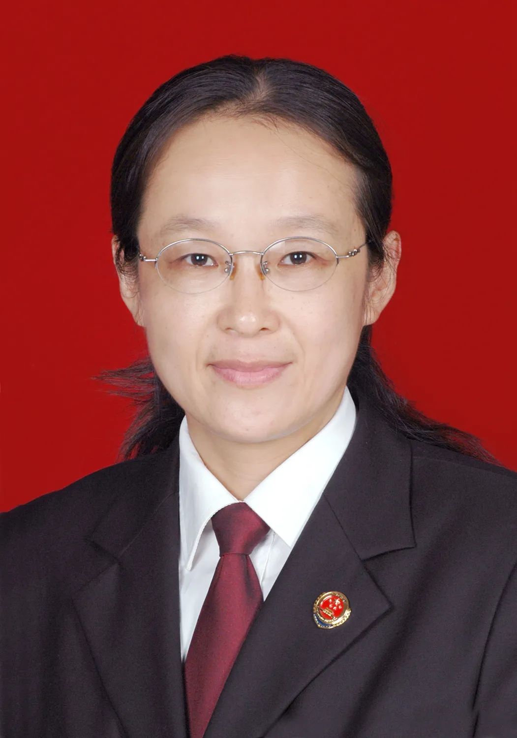 温暖遇见感恩有您欢送肖勤同志光荣退休